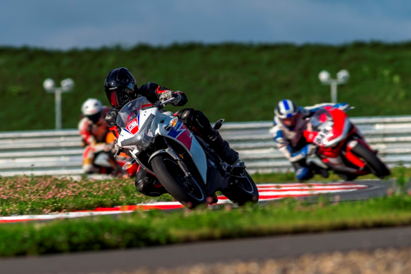 http://moscowraceway.ru/public/uploads/images/image/5605/597x398_201502072333147ea5f.png