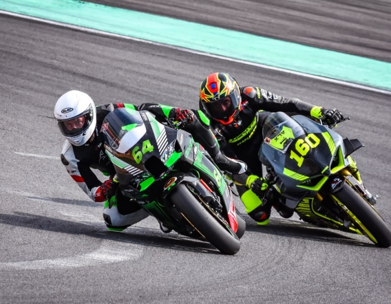 Академия мотоспорта: Набираем учеников!